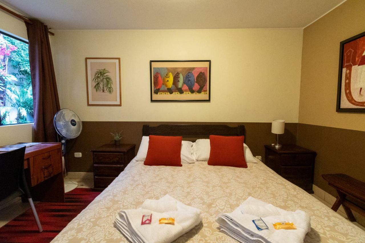 Casa Wayra B&B Miraflores Lima Buitenkant foto